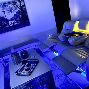 spectacular-penthouse-with-private-jacuzzi-terrace.comcaribbean.com/